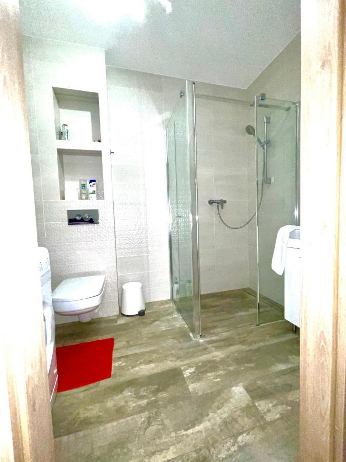 Apartament 48M W Centrum Grojca Grojec  Экстерьер фото