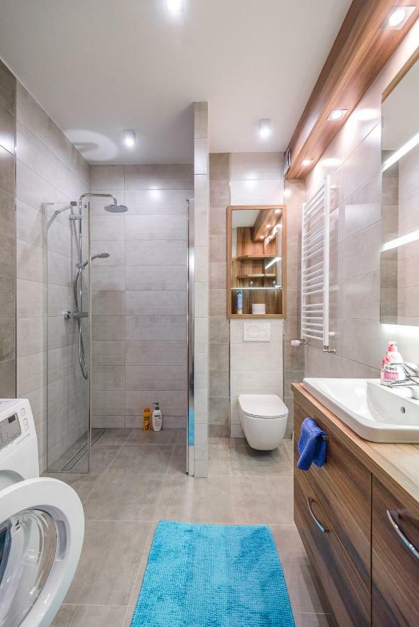 Apartament 48M W Centrum Grojca Grojec  Экстерьер фото