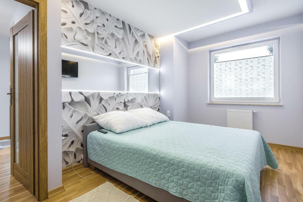 Apartament 48M W Centrum Grojca Grojec  Экстерьер фото