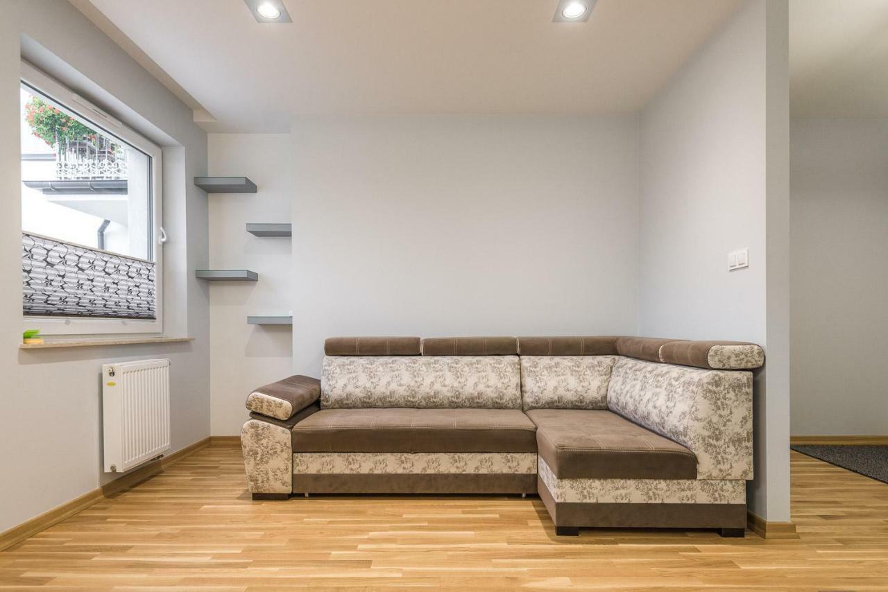 Apartament 48M W Centrum Grojca Grojec  Экстерьер фото