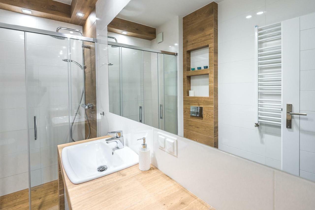 Apartament 48M W Centrum Grojca Grojec  Экстерьер фото